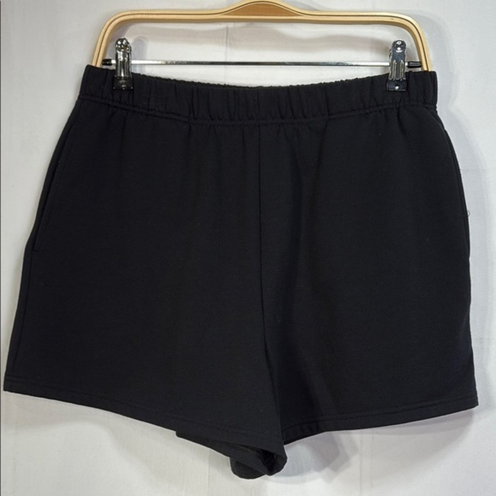 🍩GAP Black fleece Shorts with Relaxed Fit